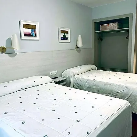 فندق Alda Arteixo 2*