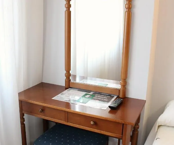 Alda Arteixo 2* Vilarrodis