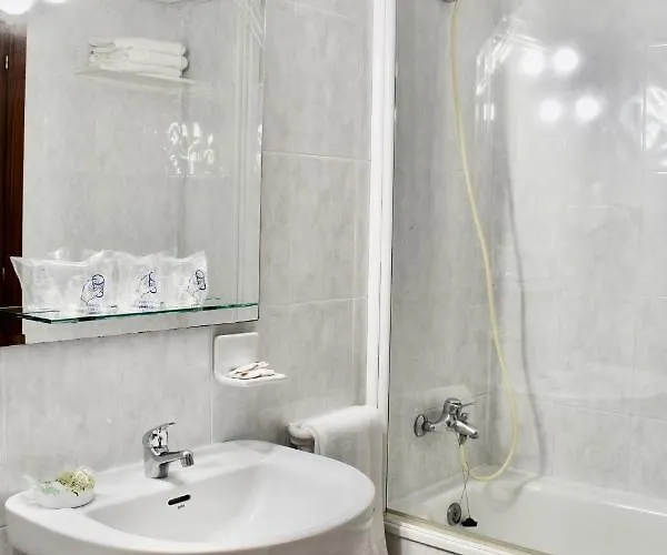 Otel Alda Arteixo 2*